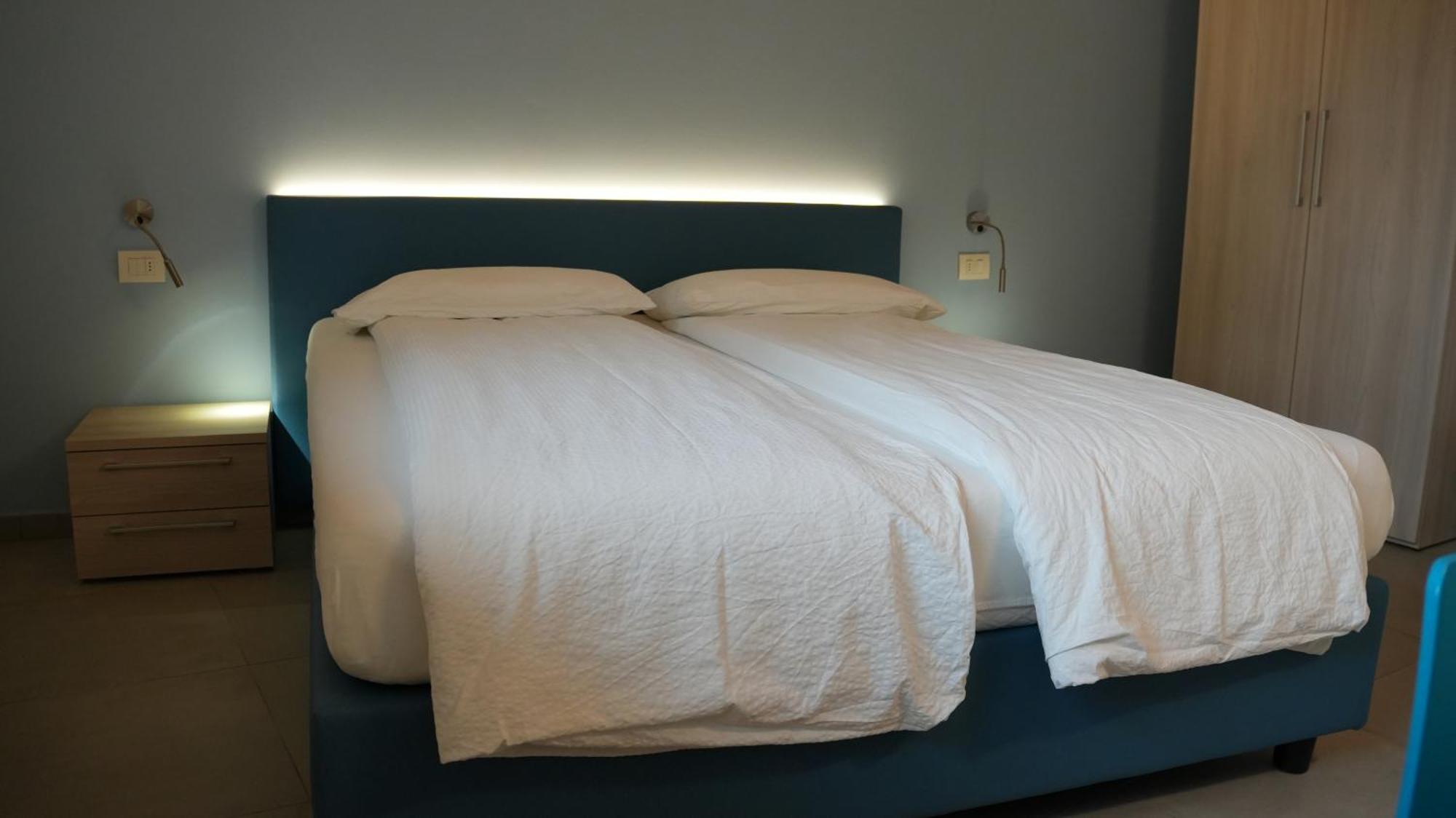 Casa Maria Apartments Ρίβα ντελ Γκάρντα Δωμάτιο φωτογραφία