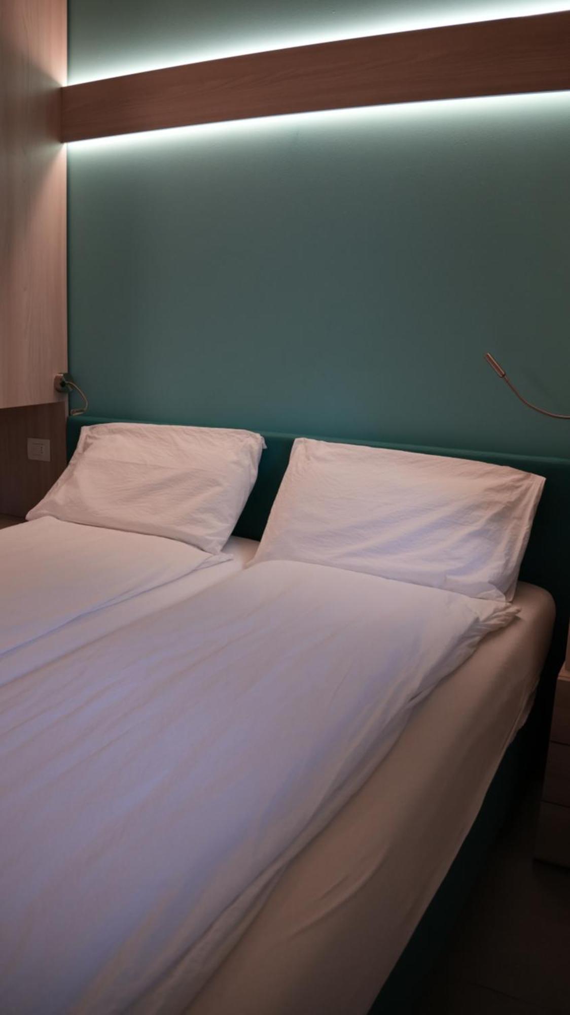Casa Maria Apartments Ρίβα ντελ Γκάρντα Δωμάτιο φωτογραφία