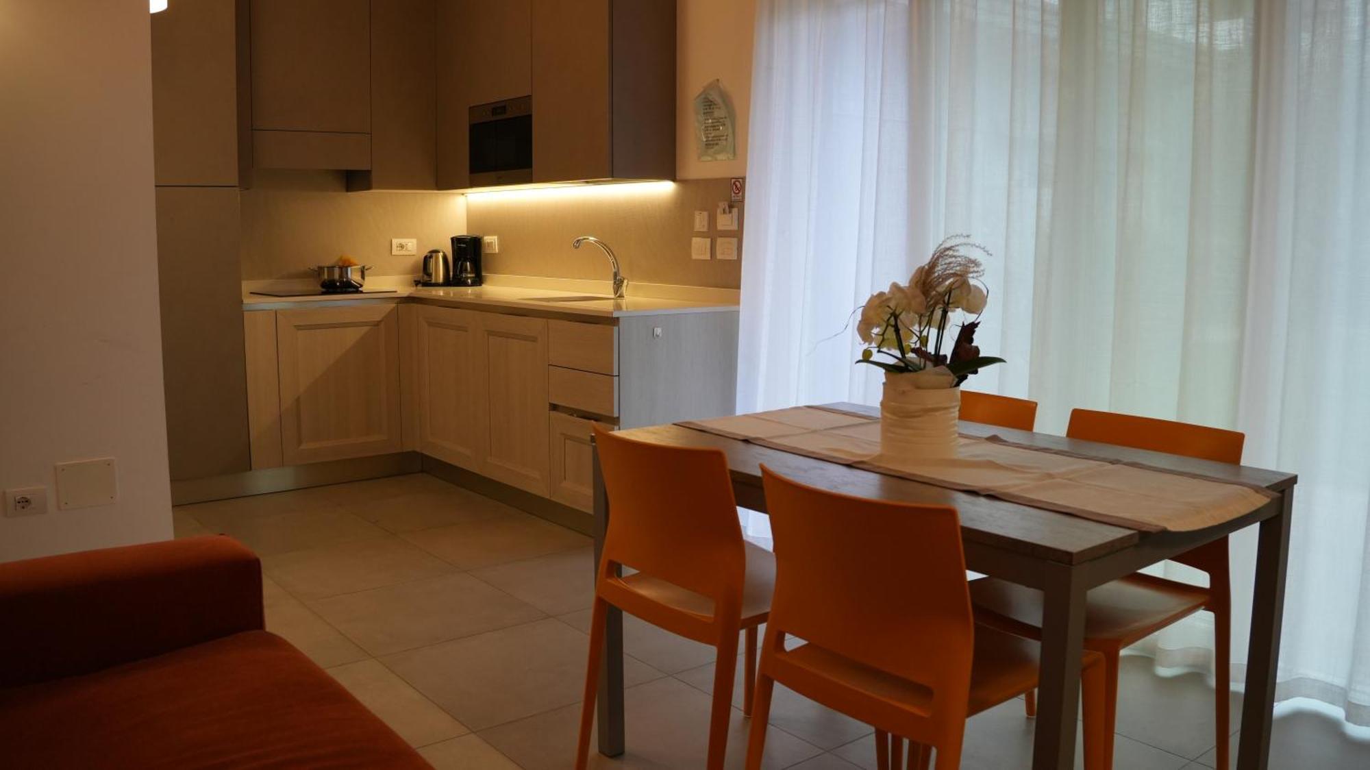 Casa Maria Apartments Ρίβα ντελ Γκάρντα Δωμάτιο φωτογραφία